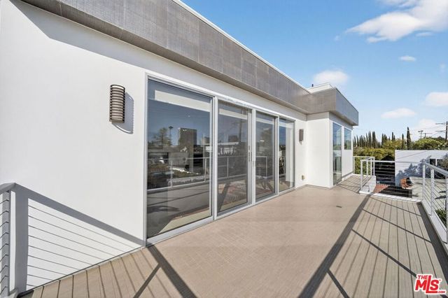 6356 W 5th Street, Los Angeles, CA 90048