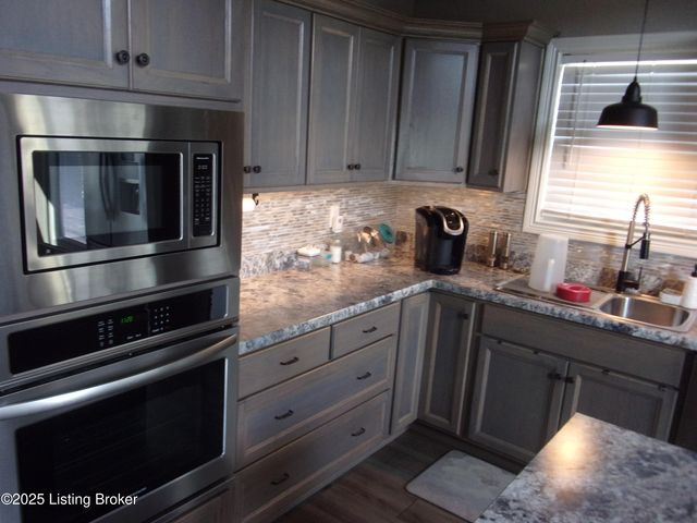 1712 Highview Church Rd, Bloomfield, KY 40008