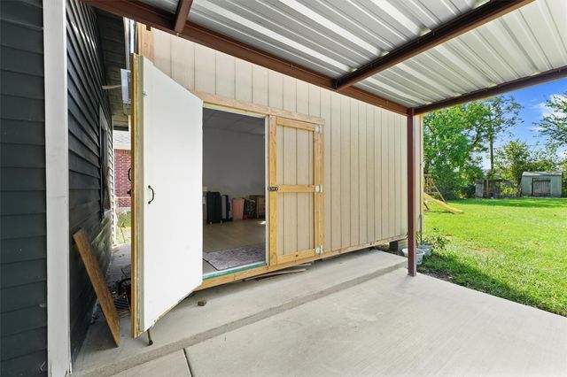 7610 Touchstone Street, Houston, TX 77028