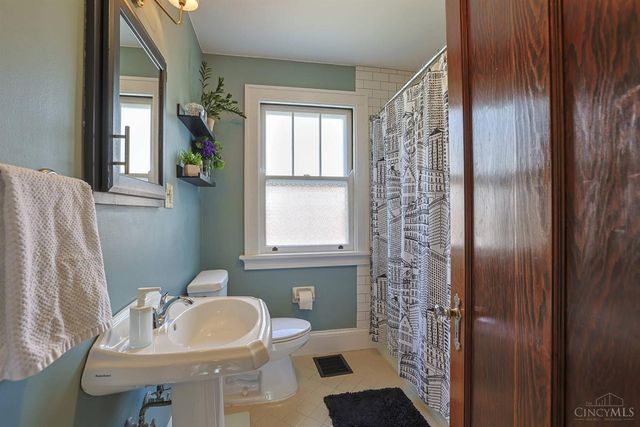 1581 Wittekind Terrace, Cincinnati, OH 45224