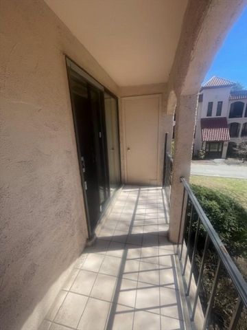 685 Oak Street 19-6, Brockton, MA 02301