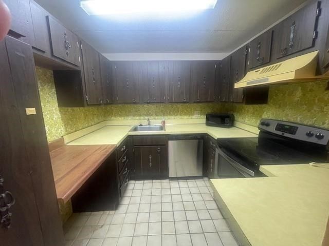 685 Oak Street 19-6, Brockton, MA 02301