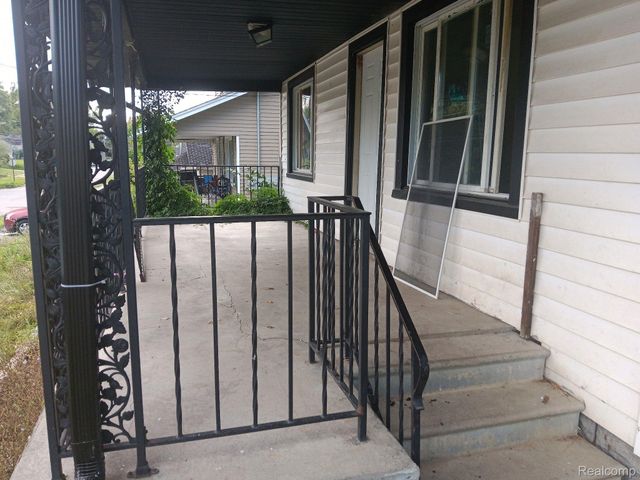 2464 GIBSON Street, Flint, MI 48503