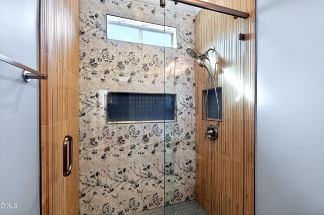 307 Lantern Ridge Lane, Cary, NC 27519