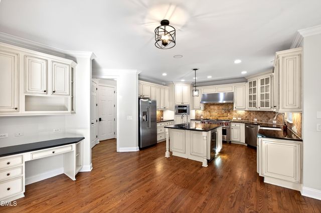 307 Lantern Ridge Lane, Cary, NC 27519