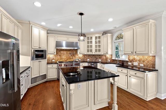 307 Lantern Ridge Lane, Cary, NC 27519