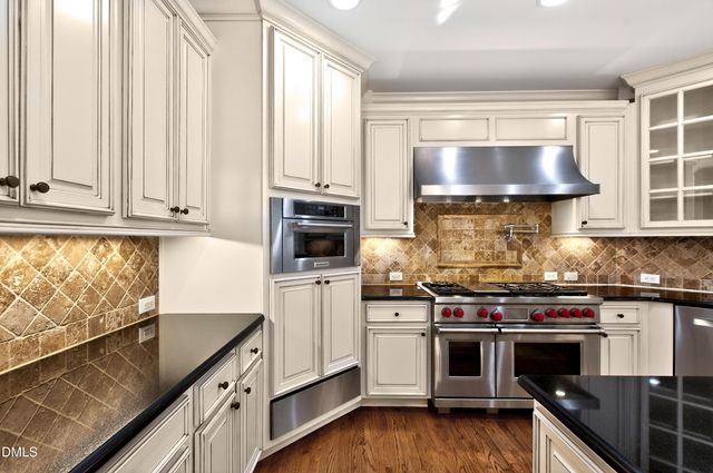 307 Lantern Ridge Lane, Cary, NC 27519