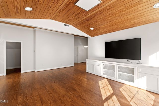 307 Lantern Ridge Lane, Cary, NC 27519