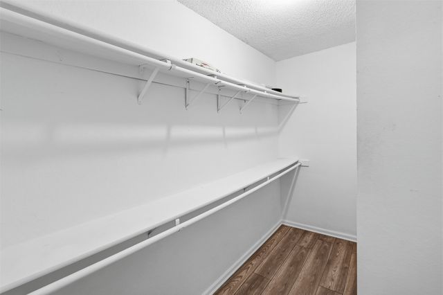 230 Teakwood Lane, Lewisville, TX 75067