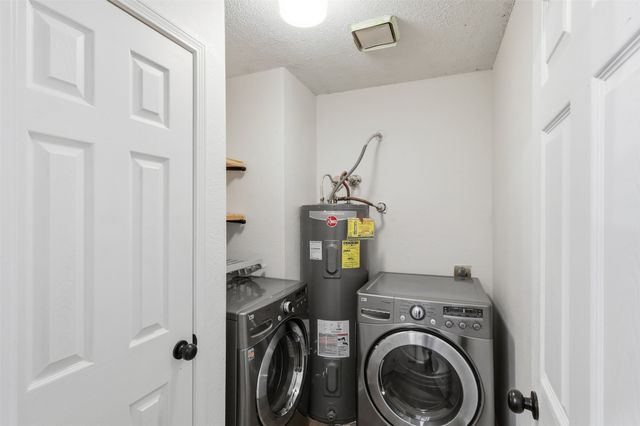 230 Teakwood Lane, Lewisville, TX 75067