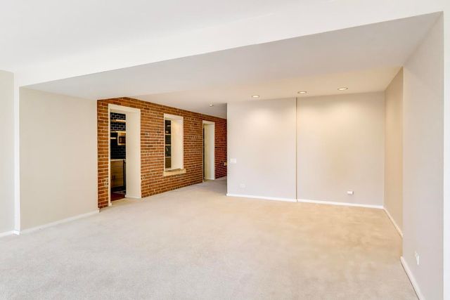 40 E 9TH Street 1601, Chicago, IL 60605