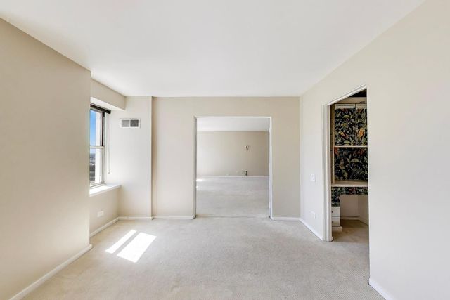 40 E 9TH Street 1601, Chicago, IL 60605