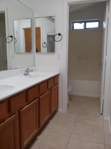 1922 N 106TH Lane, Avondale, AZ 85392