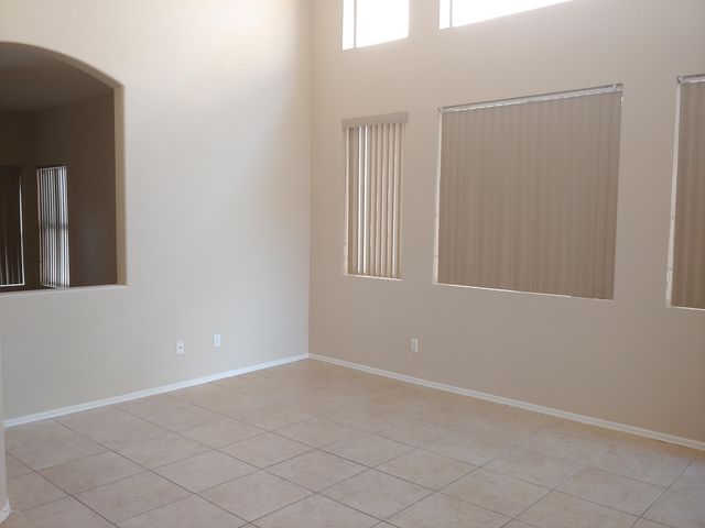 1922 N 106TH Lane, Avondale, AZ 85392