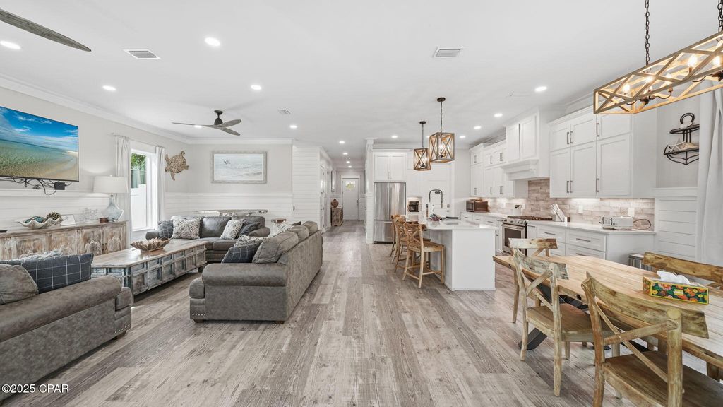 Image 11 of property listing at 316 E Lakeshore Drive, Panama City Beach, FL 32413