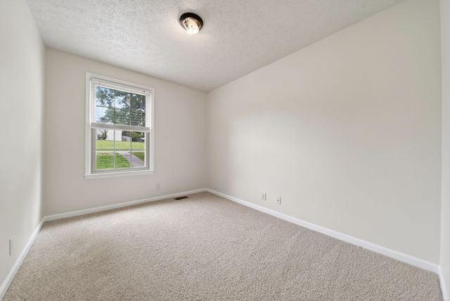 235 Savely Dr, Hendersonville, TN 37075