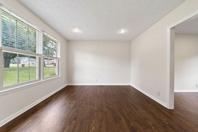 235 Savely Dr, Hendersonville, TN 37075