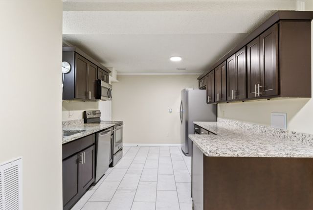 235 Savely Dr, Hendersonville, TN 37075