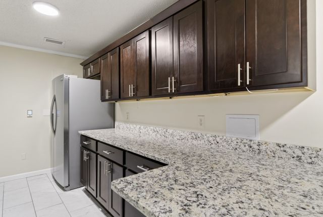 235 Savely Dr, Hendersonville, TN 37075