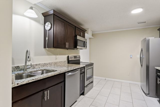 235 Savely Dr, Hendersonville, TN 37075
