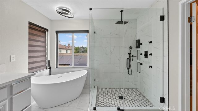 7197 Corona Valley, Eastvale, CA 92880