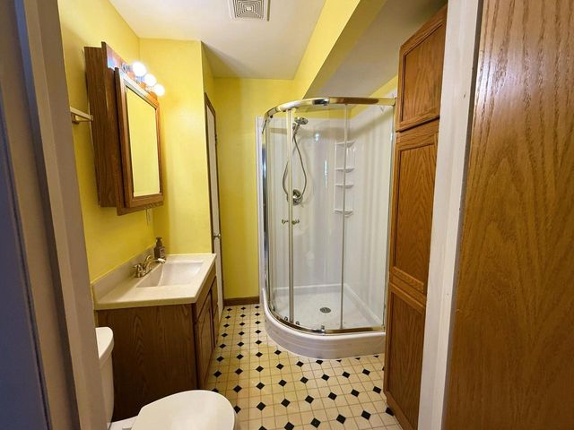 N88W17868 N Christman ROAD, Menomonee Falls, WI 53051