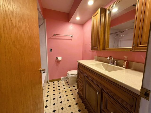 N88W17868 N Christman ROAD, Menomonee Falls, WI 53051