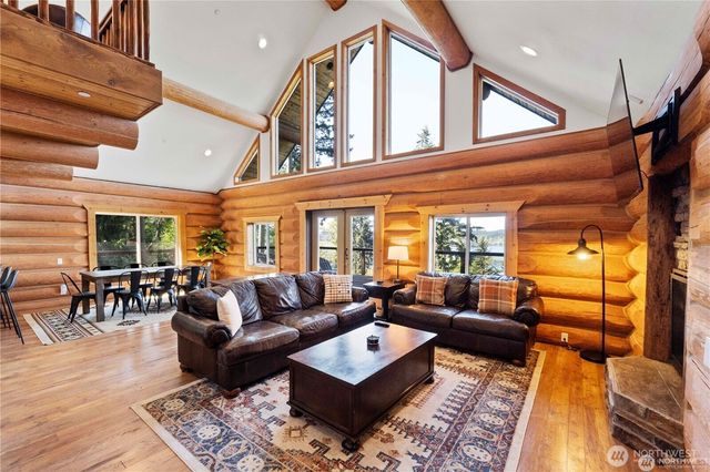 12508 Cole Point Drive, Anderson Island, WA 98303
