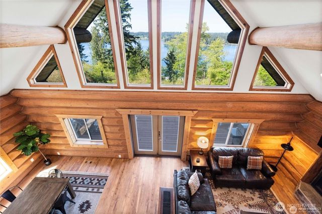 12508 Cole Point Drive, Anderson Island, WA 98303