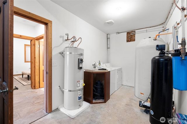 12508 Cole Point Drive, Anderson Island, WA 98303