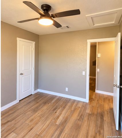 6930 Apple Valley, San Antonio, TX 78242
