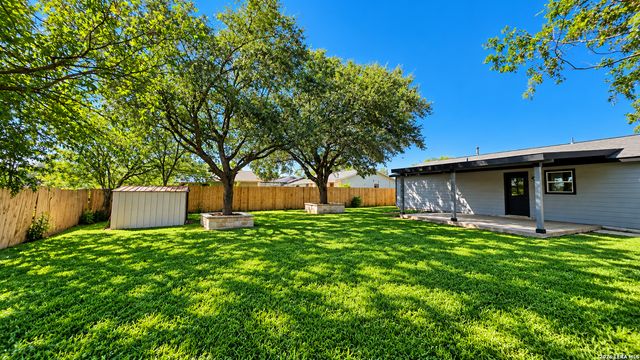 6930 Apple Valley, San Antonio, TX 78242