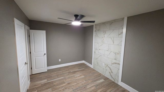 6930 Apple Valley, San Antonio, TX 78242