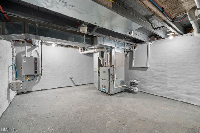 7421 Herman Avenue, Cleveland, OH 44102