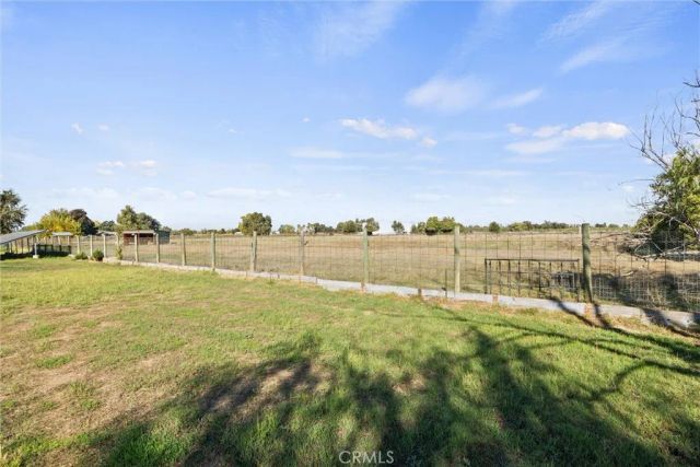 23004 Smith, Gerber, CA 96035