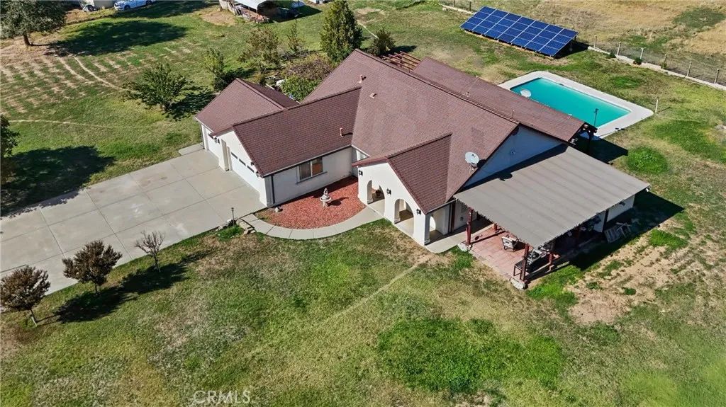 23004 Smith, Gerber, CA 96035