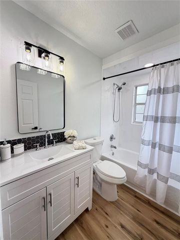 30 OLIVE CIRCLE LOOP, Ocala, FL 34472