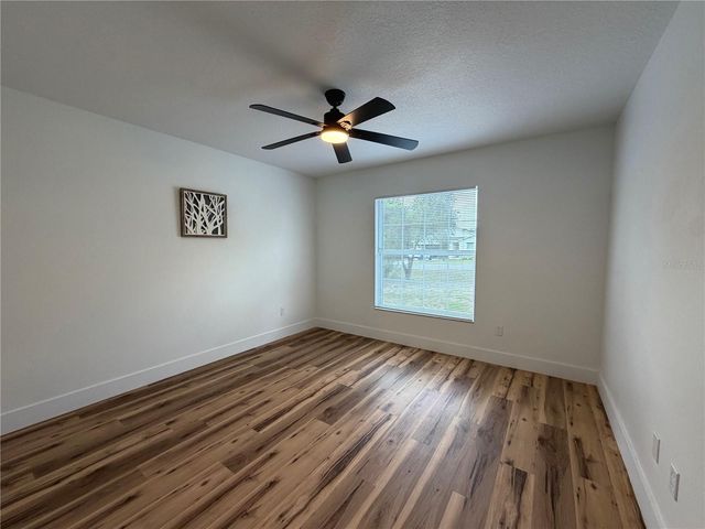 30 OLIVE CIRCLE LOOP, Ocala, FL 34472