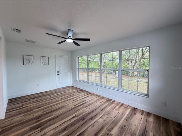 30 OLIVE CIRCLE LOOP, Ocala, FL 34472