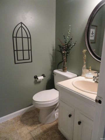 10040 Belmont Court, Evansville, IN 47711