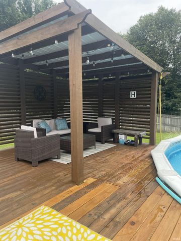 10040 Belmont Court, Evansville, IN 47711