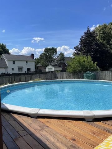 10040 Belmont Court, Evansville, IN 47711