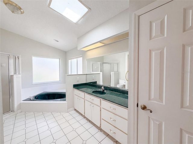27305 RACQUET CIRCLE, Leesburg, FL 34748
