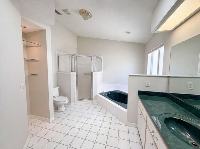 27305 RACQUET CIRCLE, Leesburg, FL 34748