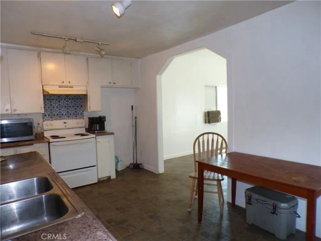 3660 Country Club, Lucerne, CA 95458