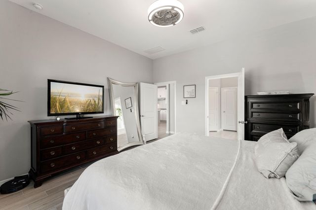 1835 Waters Branch Drive, Missouri City, TX 77459