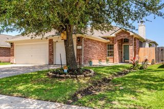 104 Laurel Meadow Court, La Marque, TX 77568