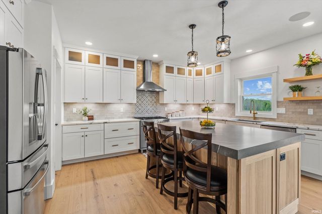 18607 Fontana Drive, South Bend, IN 46637