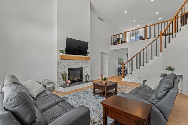 18607 Fontana Drive, South Bend, IN 46637