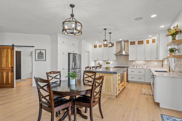 18607 Fontana Drive, South Bend, IN 46637